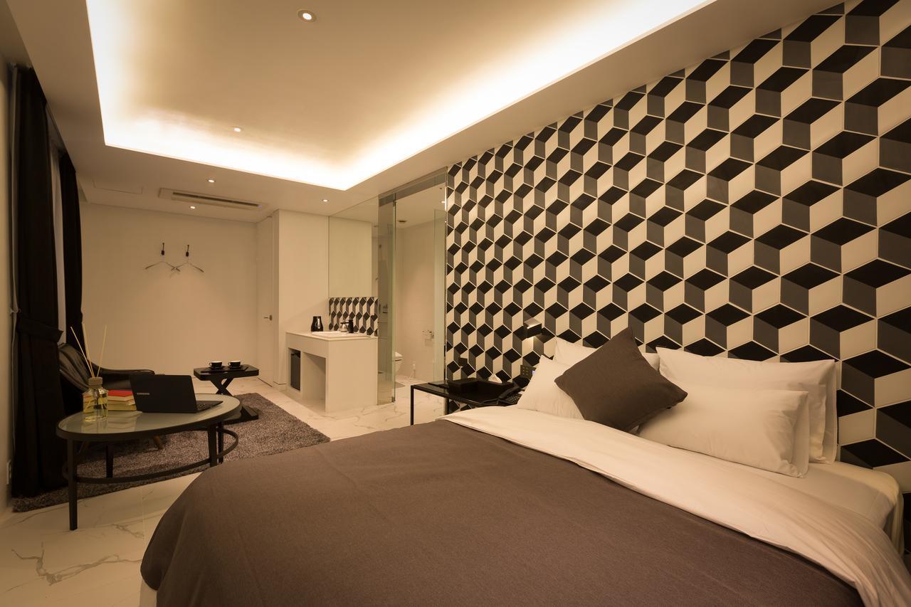 Trang Blue Hotel Сеул Екстериор снимка