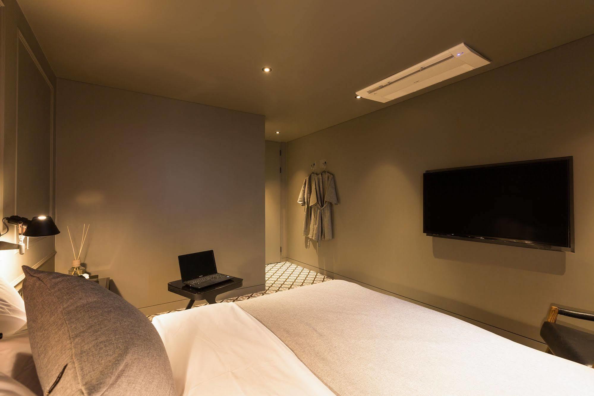 Trang Blue Hotel Сеул Екстериор снимка